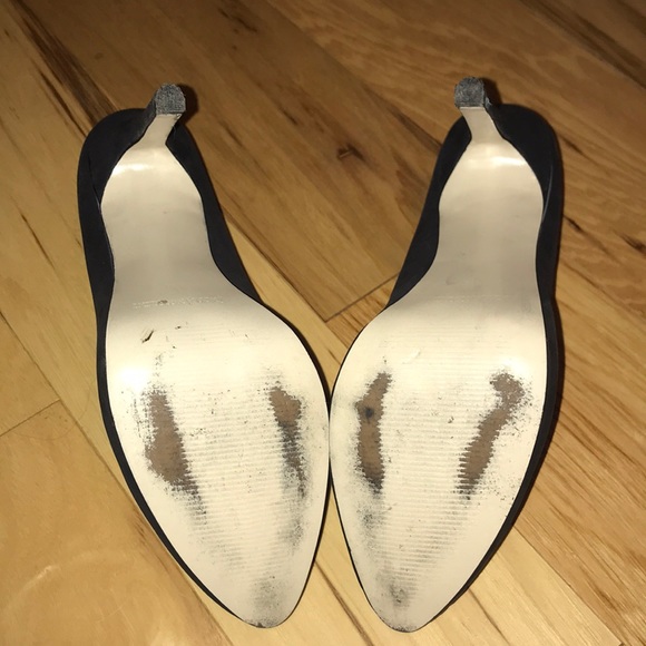 Black Heels - Picture 3 of 8